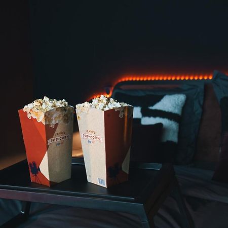 Cinema Room L'Unique Experience By Noma Saint-Etienne  Bagian luar foto